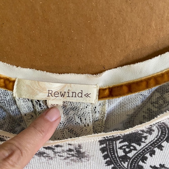 Rewind Long Sleeve Top XL - Picture 10 of 11